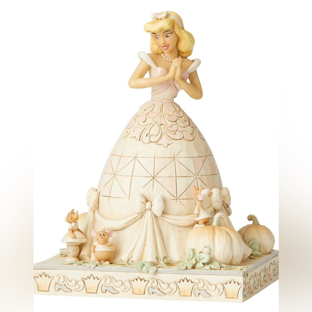 Disney Traditions "Darling Dreamer" Figurine Cinderella 6002816 by Jim Shore
